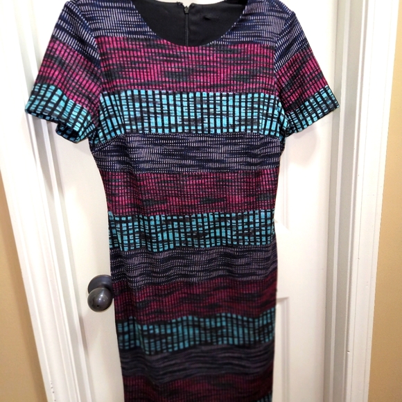 Dresses & Skirts - Short sleeve multicolor dress